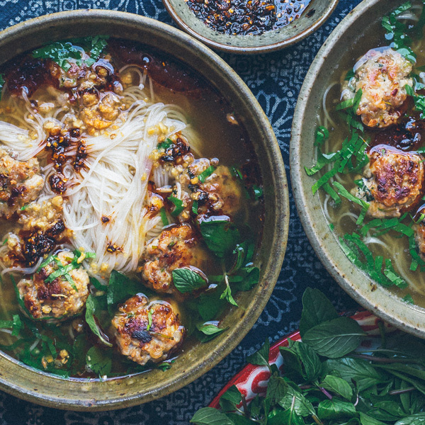 Image of Ponpailin 'Noi' Kaewduangdee's Pho Sai Luk Sin Moo - Pho Noodle Soup with Pork Balls