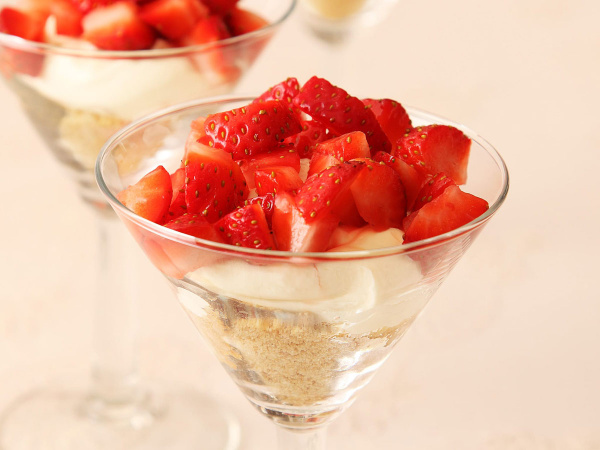 Image of Nigella's Cheesecake In A Glass