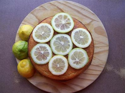 BAKE & THE CITY: Nigella Lawson's perfect every time Lemon Drizzle Cake