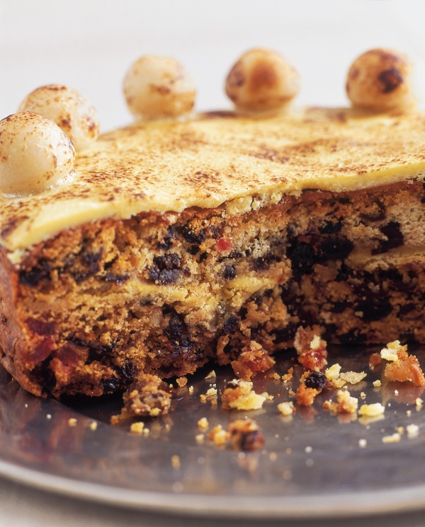 easter Simnel Cake Recipe - Something Sweet Something Savoury